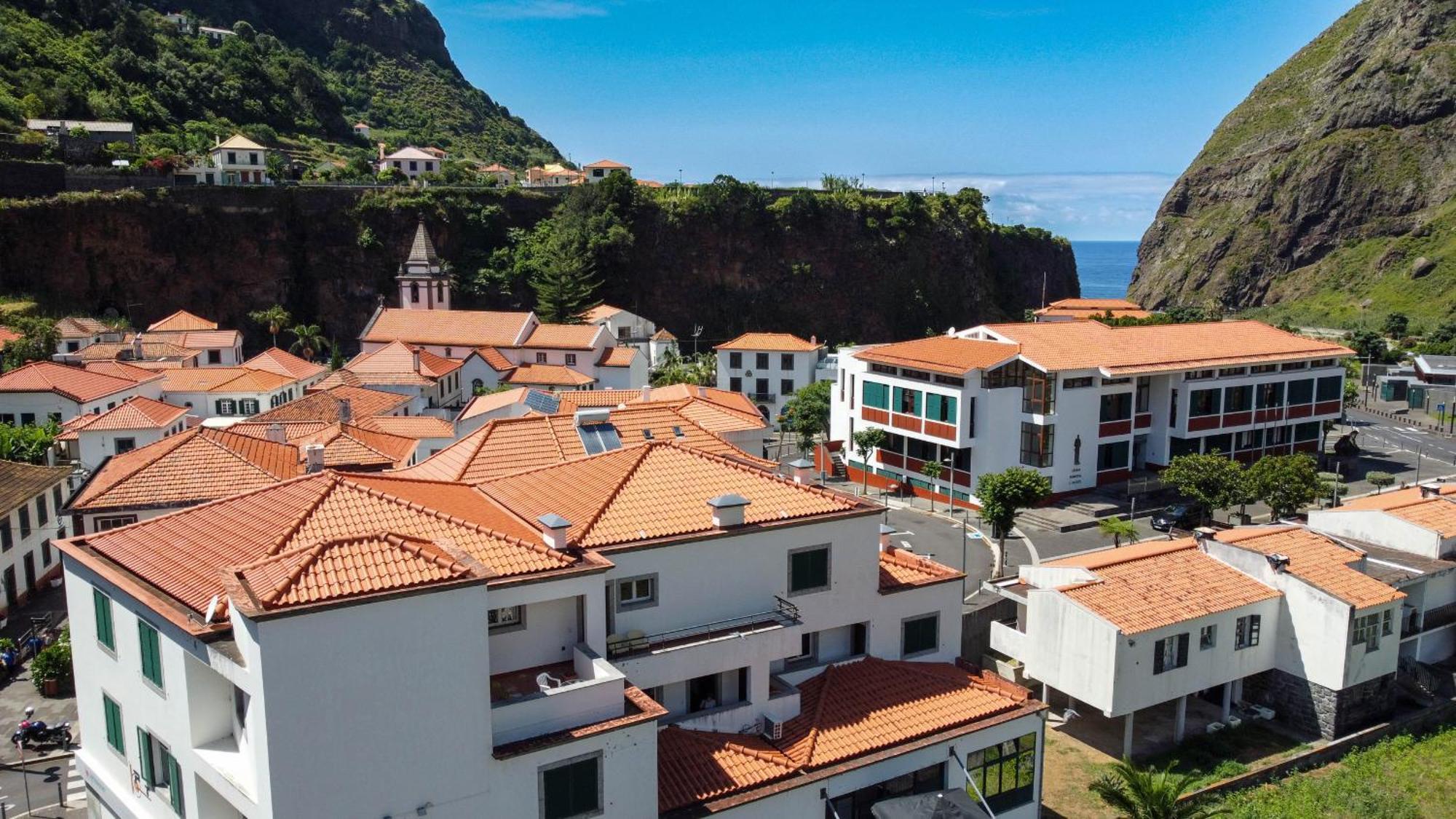 Amarelo Apartment By Atlantic Holiday São Vicente Exterior foto
